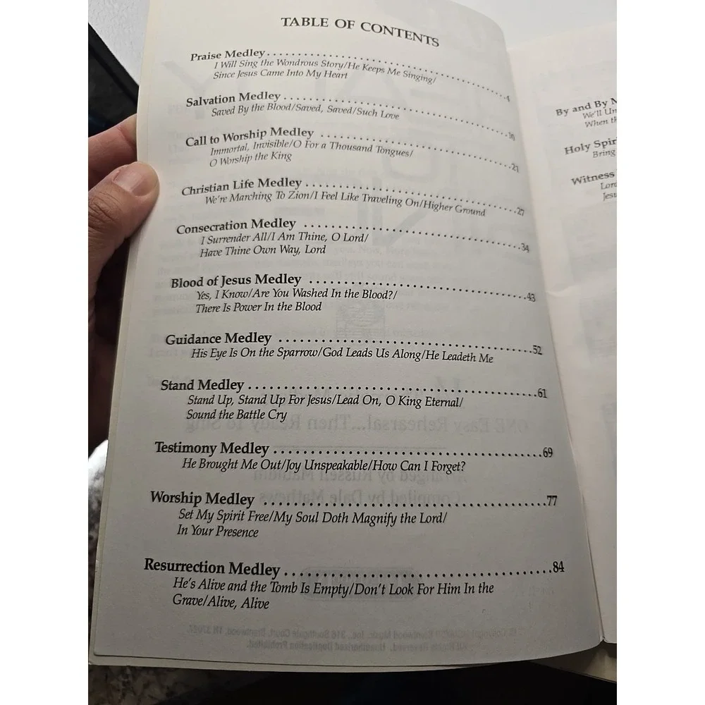READY TO SING 14 Thematic‎ Medleys By Russell Mauldin 14 Arrangements